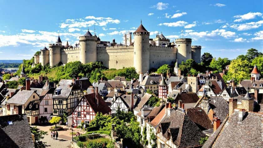 Cité médiéval et spectacles vivants